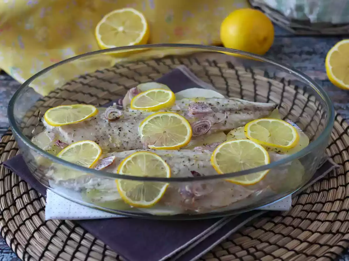 Как приготовить скумбрию в духовке?