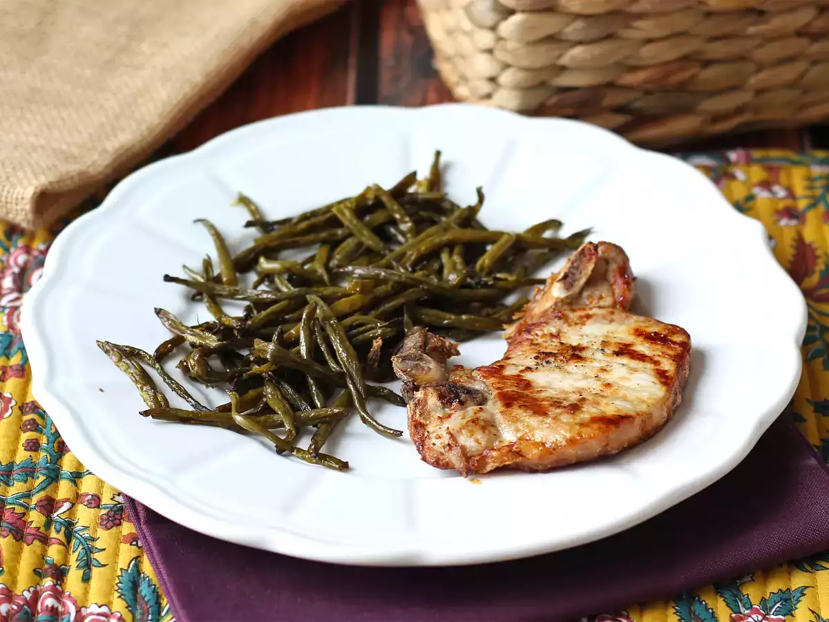 Как приготовить свиную отбивную в аэрофритюрнице? - фото 5