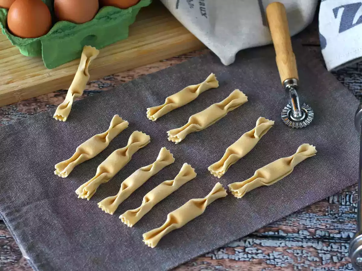 Карамельки, равиоли в форме конфет с начинкой из тыквы и рикотты