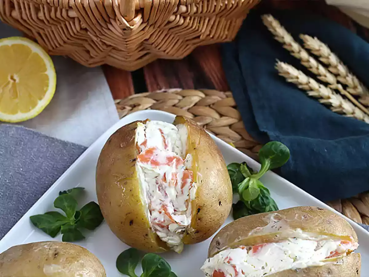 Картофель, фаршированный копченым лососем и сливочным сыром - фото 3