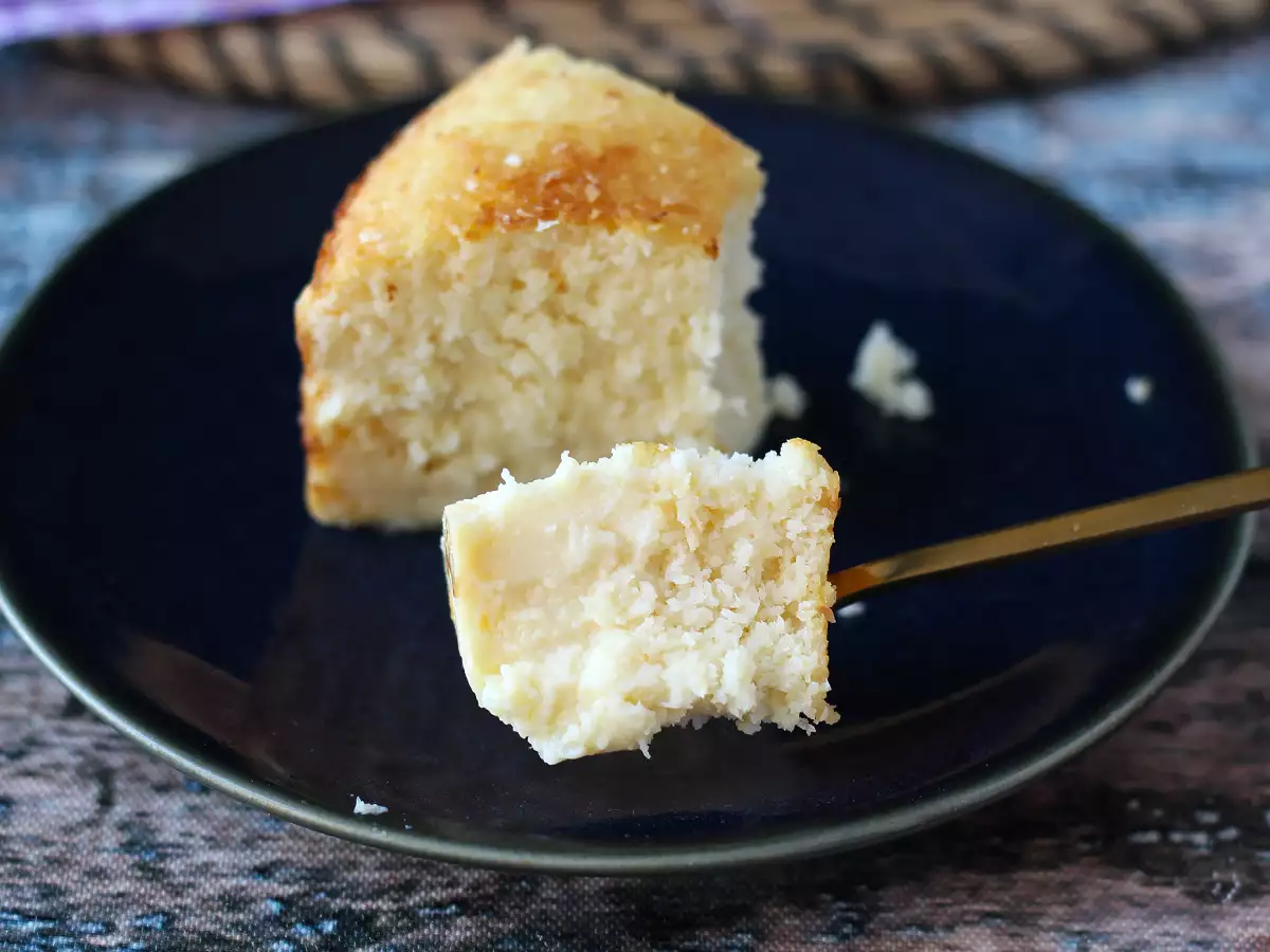 Кокосовый торт-флан со сгущенным молоком: простой и нежный - фото 2