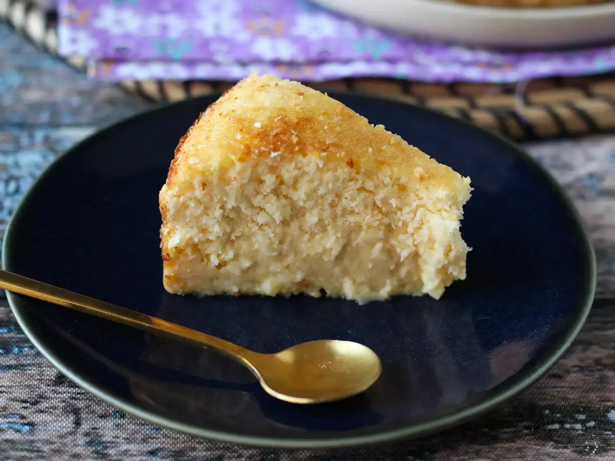 Кокосовый торт-флан со сгущенным молоком: простой и нежный - фото 3