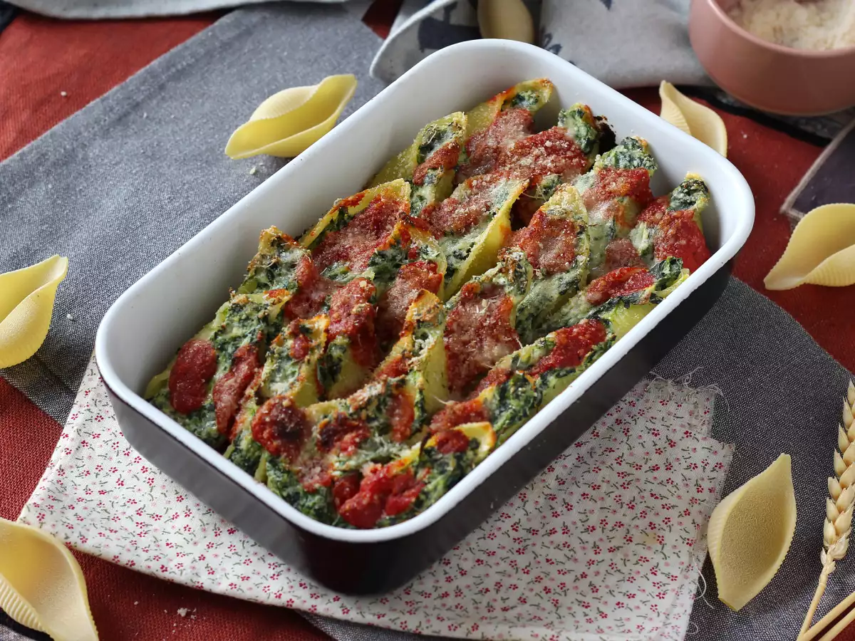 Конкильони с рикоттой и шпинатом: вкусное вегетарианское блюдо, запечённое в духовке - фото 5