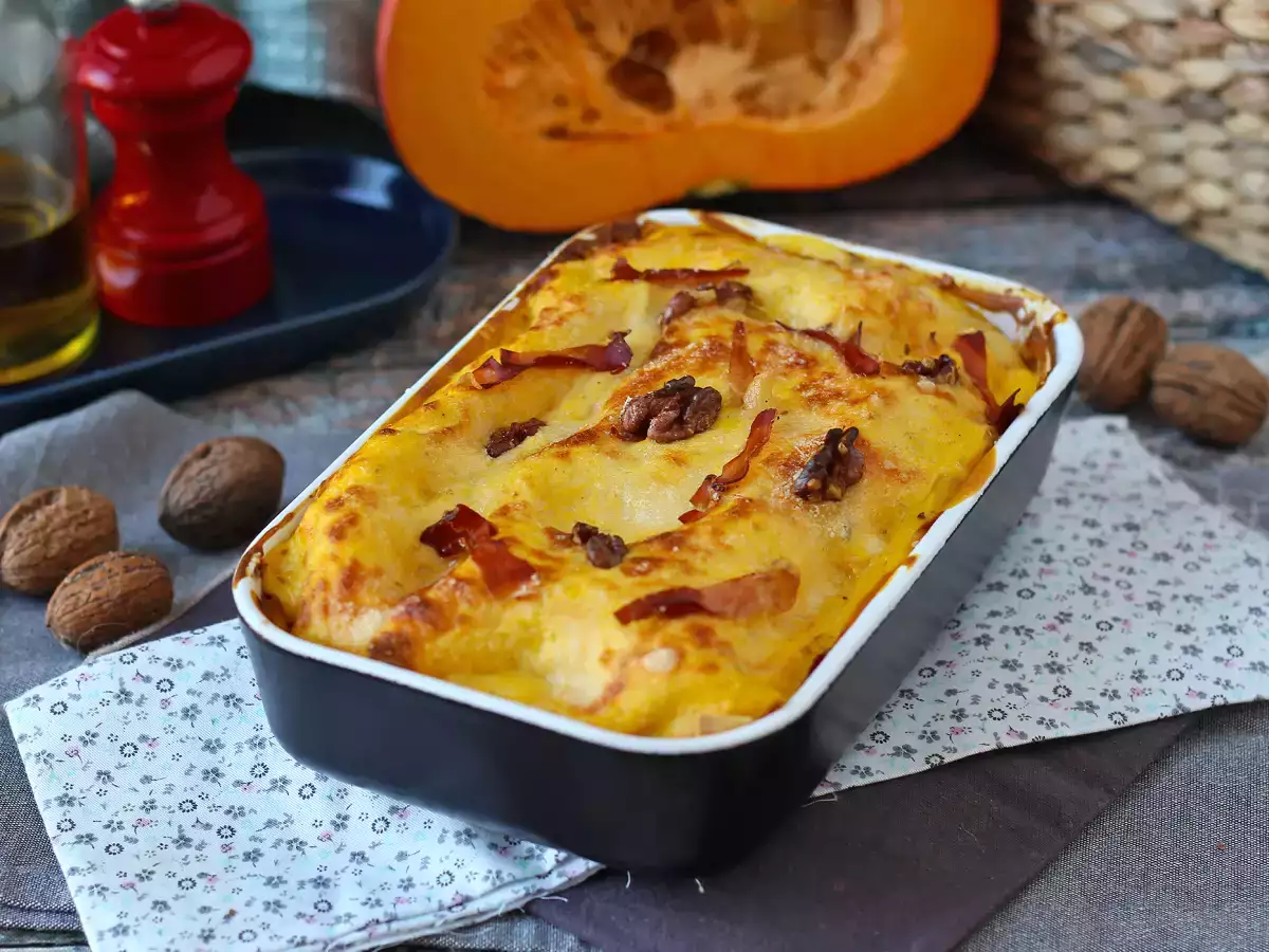 Лазанья с тыквой, шпеком и грецкими орехами — сливочная и хрустящая - фото 5