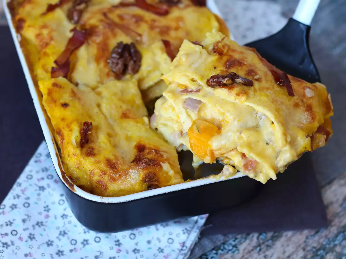 Лазанья с тыквой, шпеком и орехами — кремовая и хрустящая - фото 6