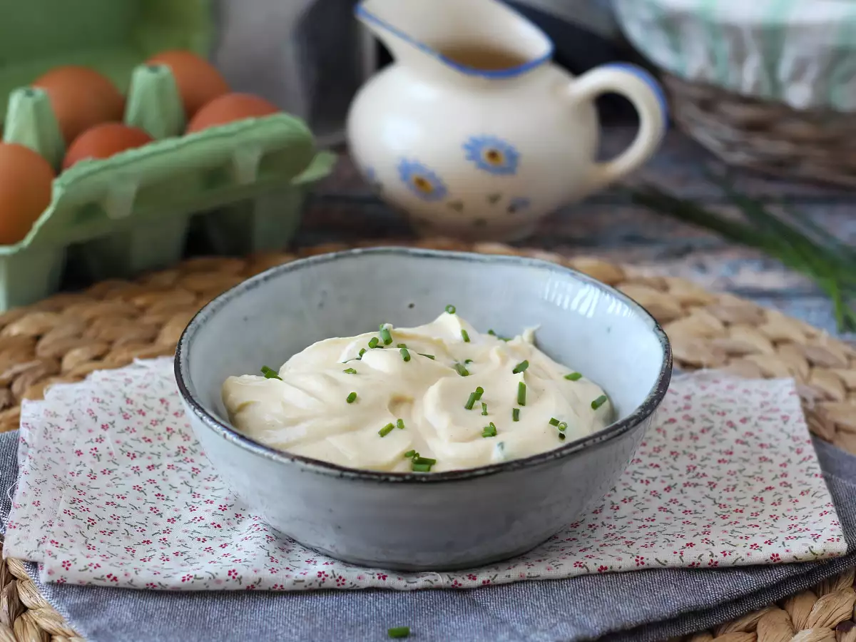 Лёгкий майонез из варёных яиц без масла! Идеальный вариант, если нельзя есть сырые яйца - фото 2