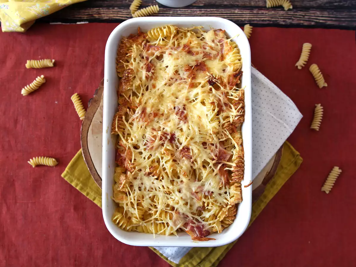 Макаронная запеканка с ветчиной и сыром в аэрогриле - фото 3