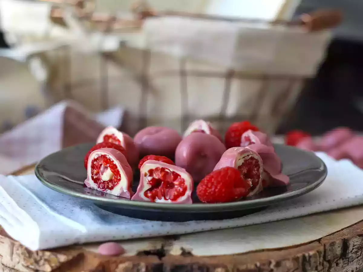 Малина, белый шоколад и рубиновый шоколад по-французски - фото 3