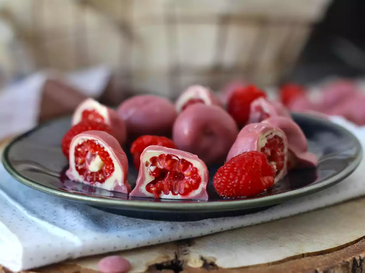 Малина, белый шоколад и рубиновый шоколад по-французски - фото 4