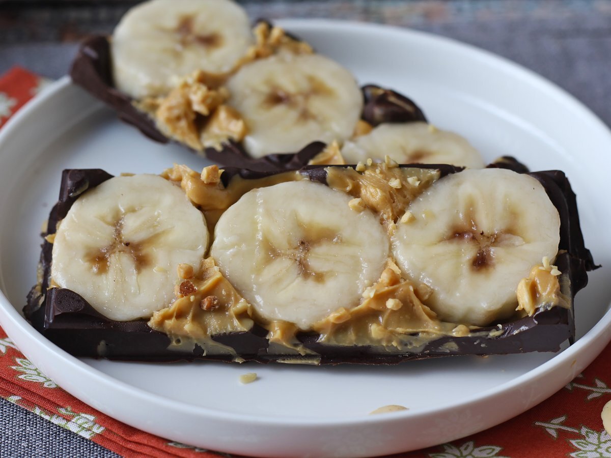 Мини-батончики с бананом, арахисовым маслом и шоколадом, очень вкусные и без добавления сахара