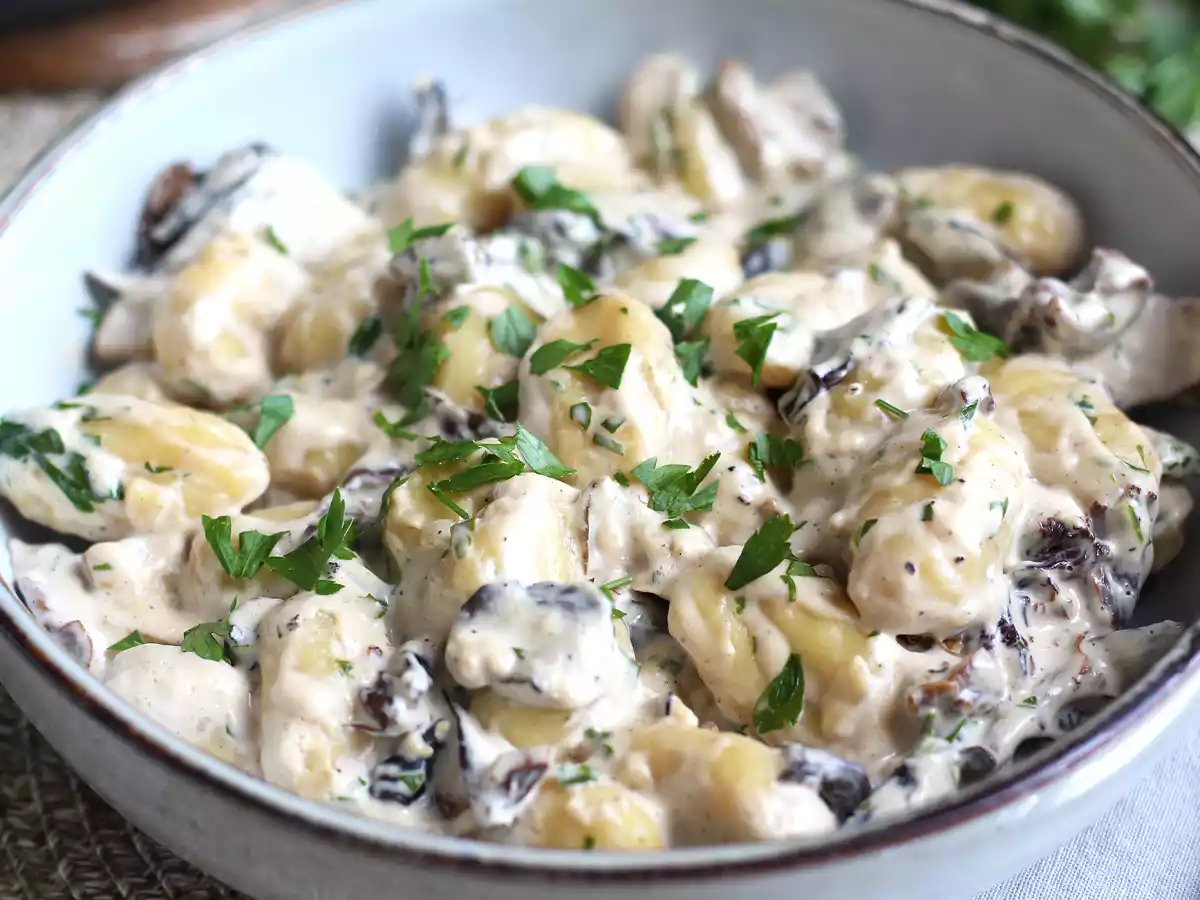 Ньокки с грибами, вкусное и простое первое блюдо - фото 2