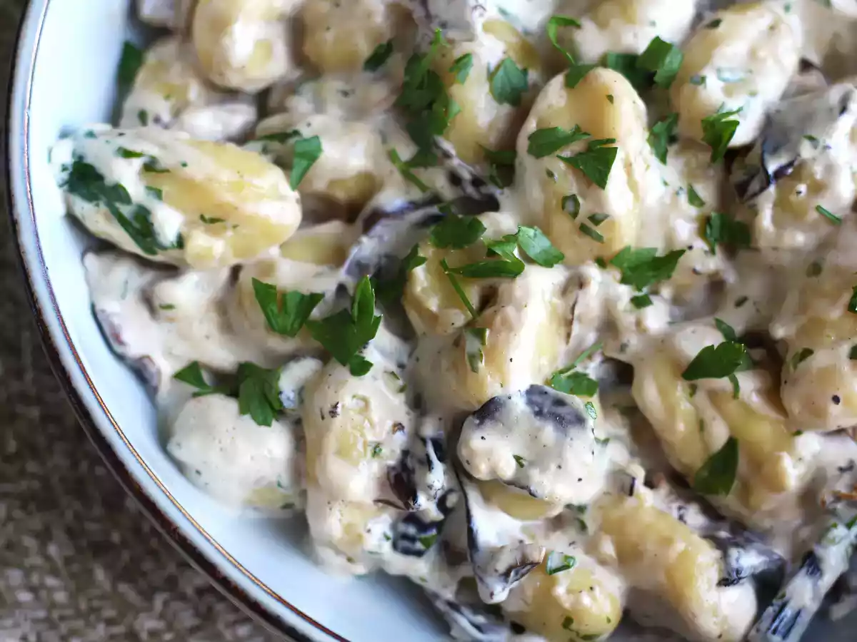Ньокки с грибами, вкусное и простое первое блюдо - фото 3