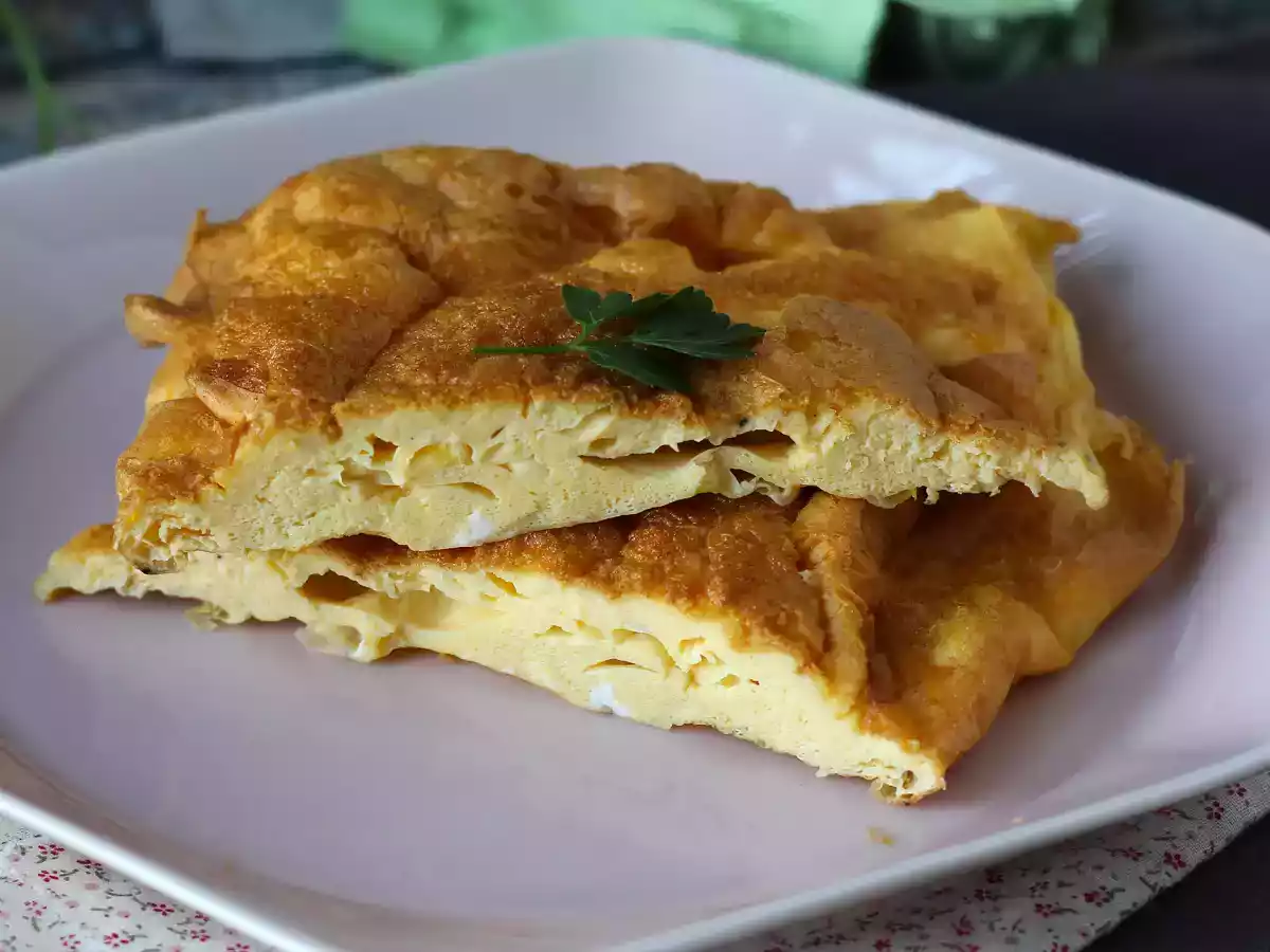 Омлет в аэрофритюрнице, легкий рецепт, не пачкающий ничего на кухне! - фото 3