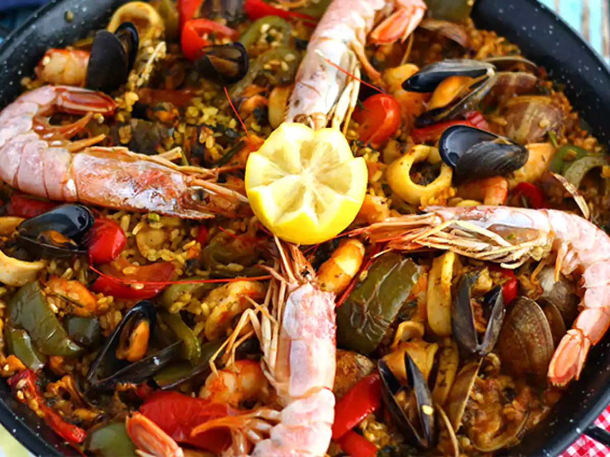 Паэлья с морепродуктами - фото 3