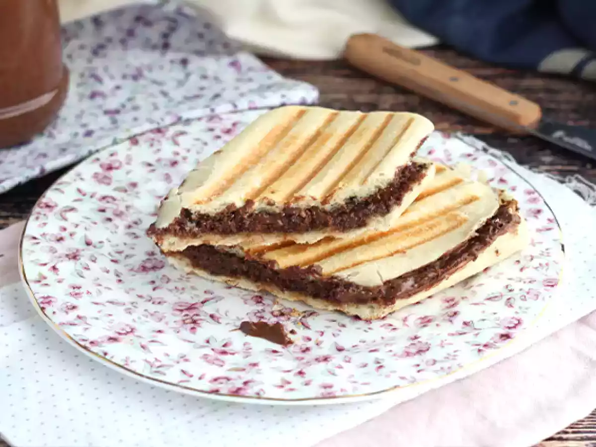 Панини со спредом