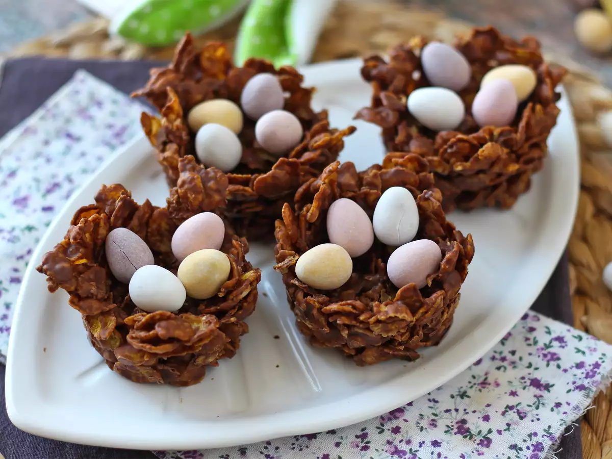 Пасхальные гнёзда из шоколадных кукурузных хлопьев - фото 6