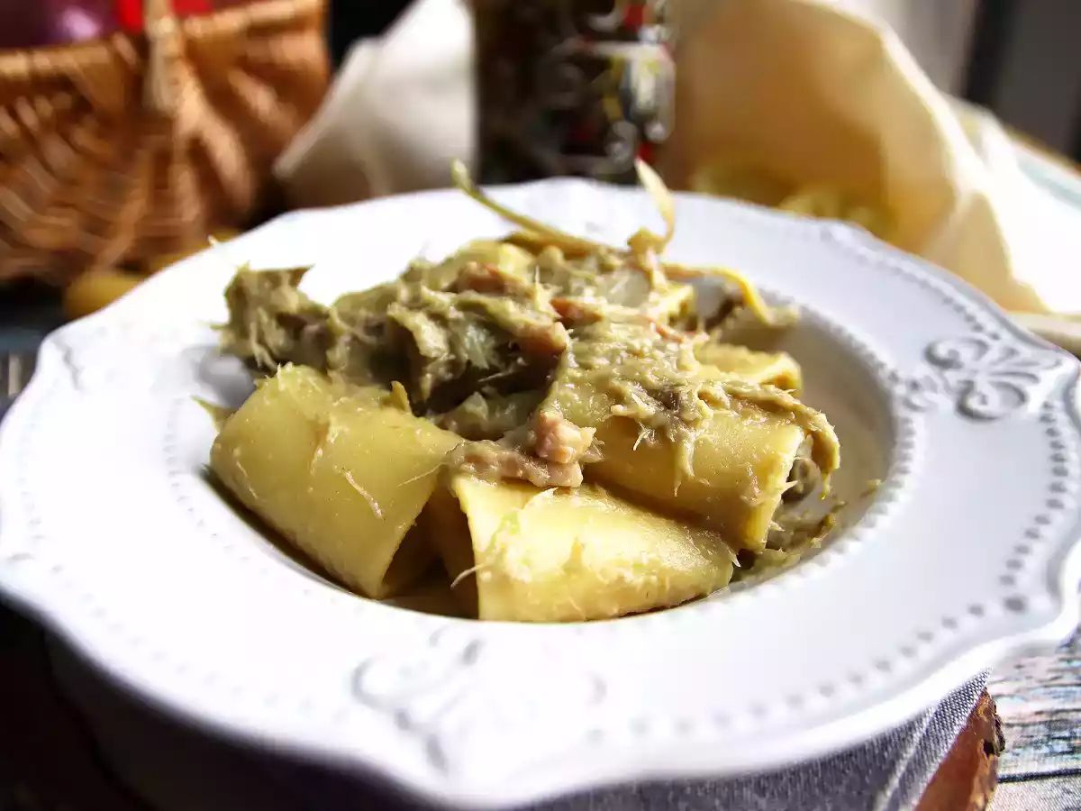 Паста с артишоками и беконом - вкусное и простое в приготовлении первое блюдо