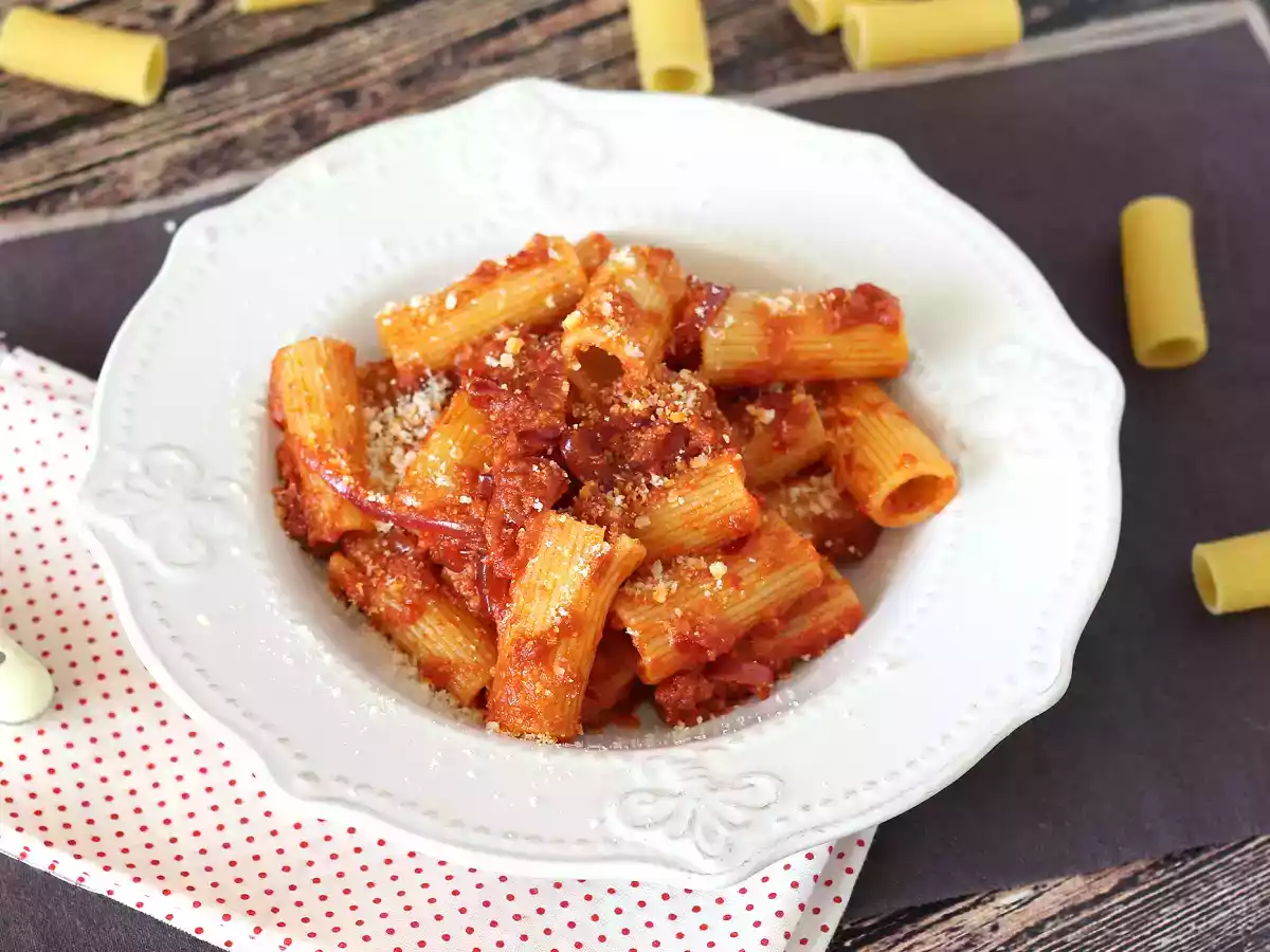 Паста с 'Nduja, простое в приготовлении блюдо из калабрийской пасты