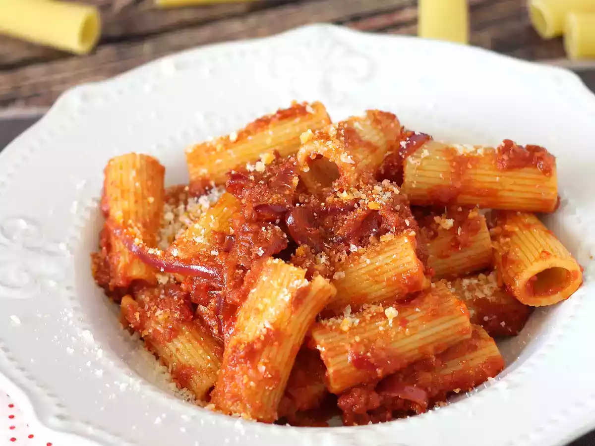 Паста с 'Nduja, простое в приготовлении блюдо из калабрийской пасты - фото 3