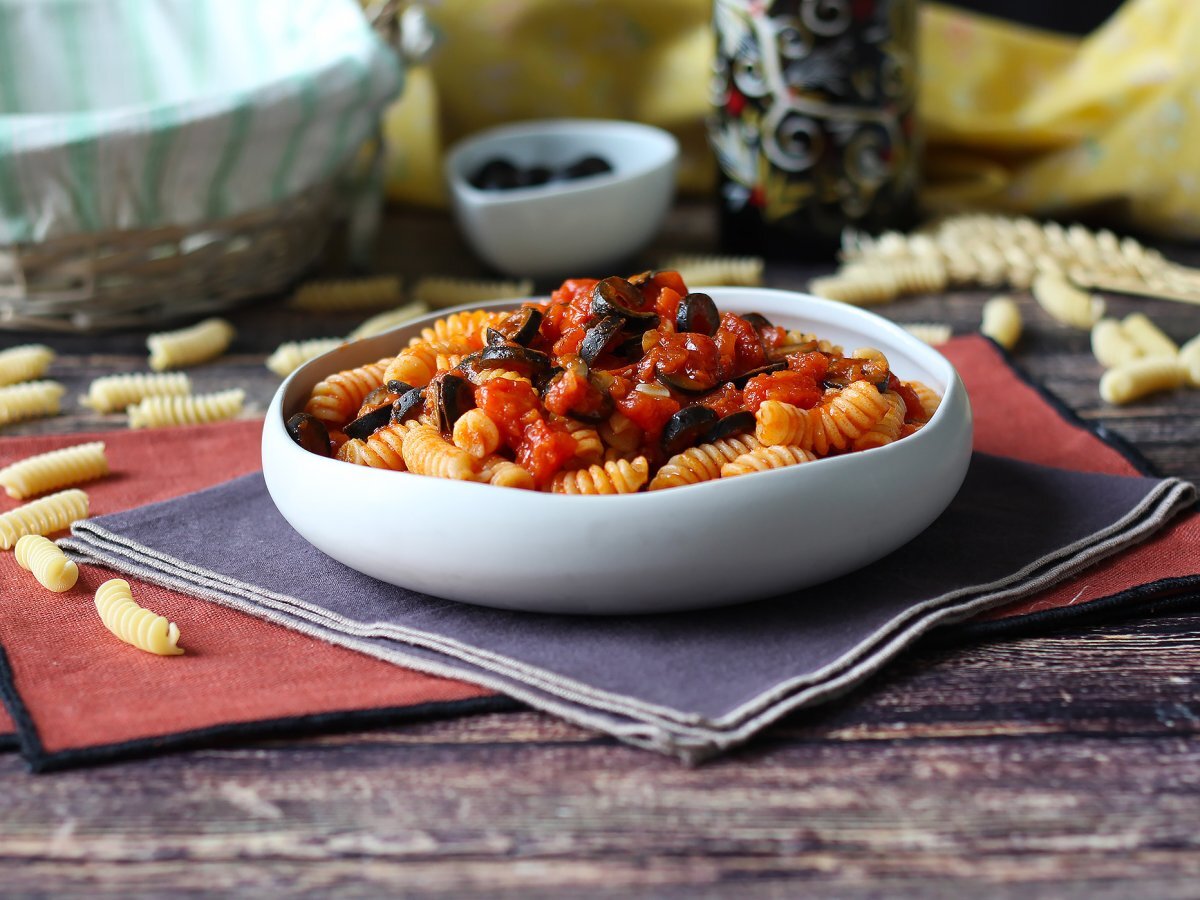 Паста с оливковым соусом: дешево, вкусно и просто в приготовлении! - фото 2