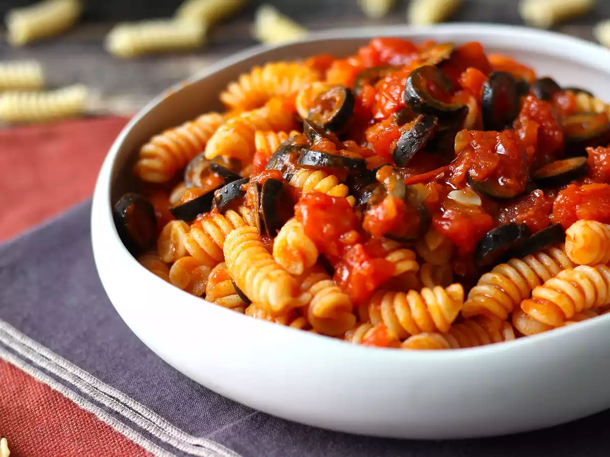 Паста с оливковым соусом: дешево, вкусно и просто в приготовлении! - фото 4