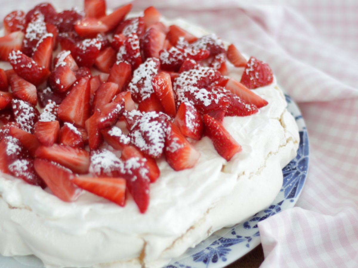 Pavlova aux fraises facile