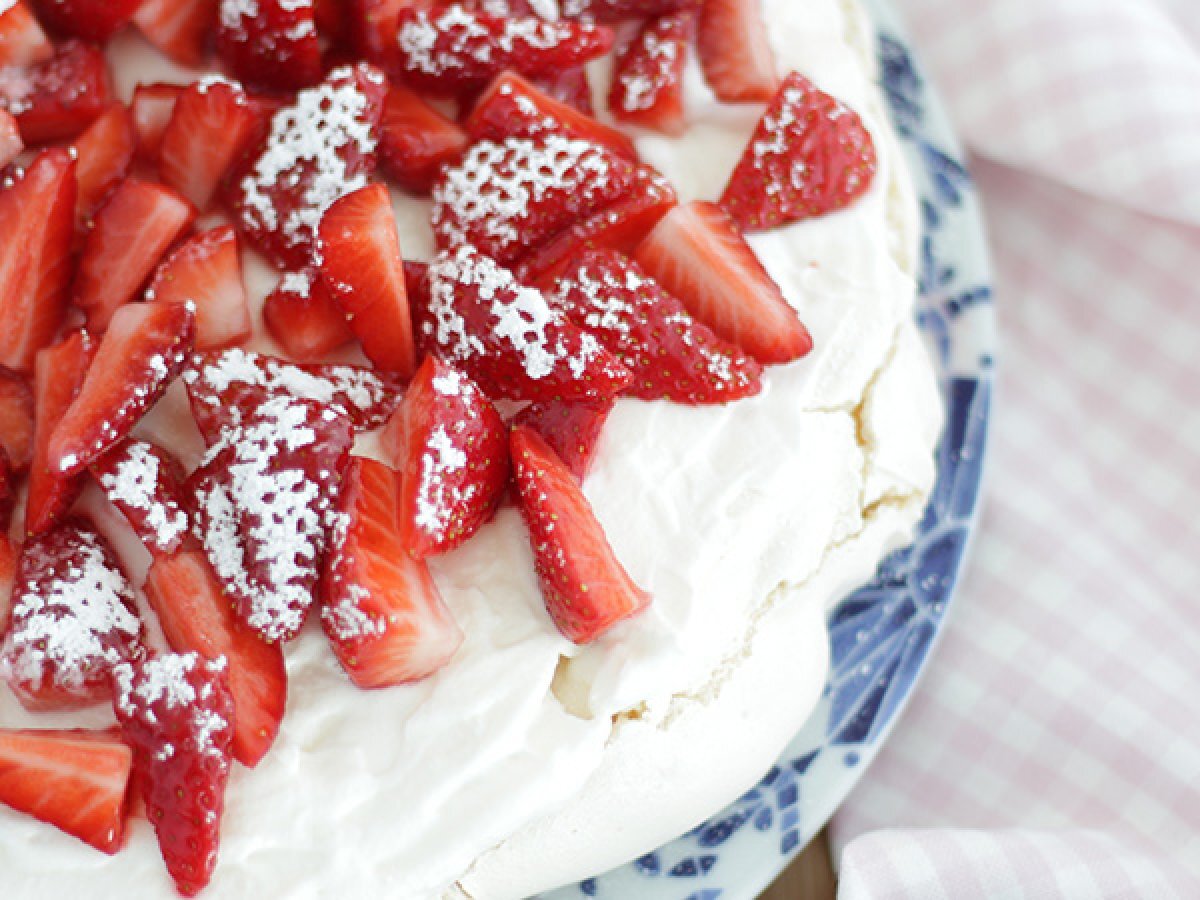 Pavlova aux fraises facile - фото 2