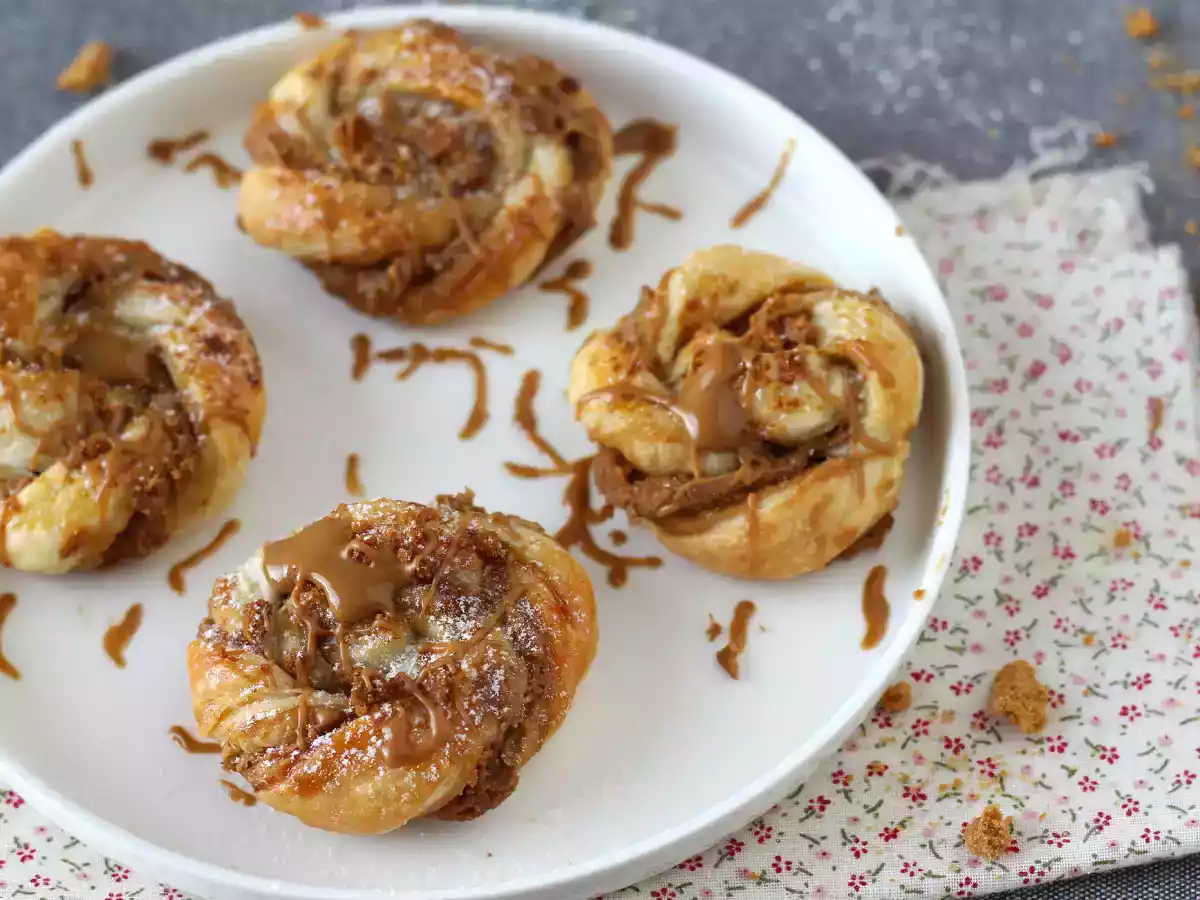 Печенье из слоеного теста Speculoos - быстрое и простое в приготовлении - фото 3