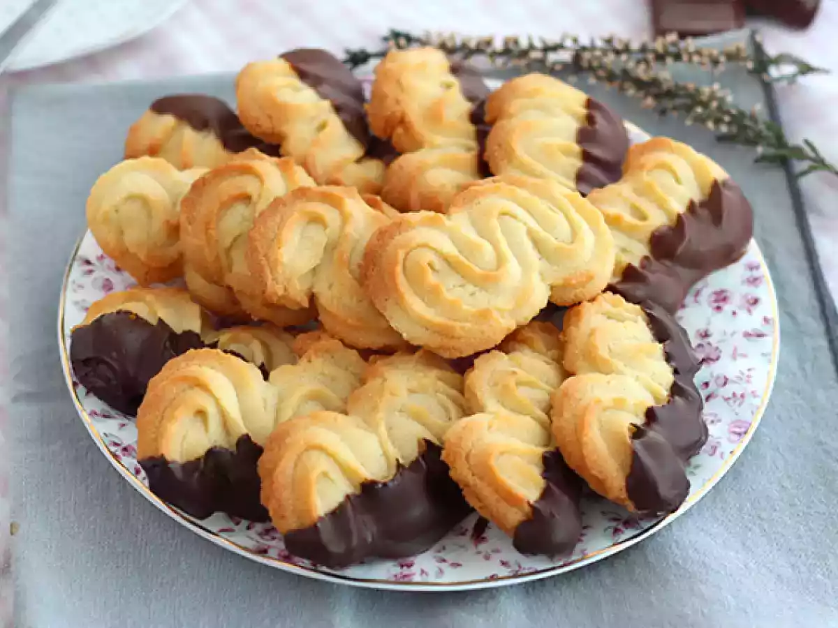 Печенье со шприцами на закуску