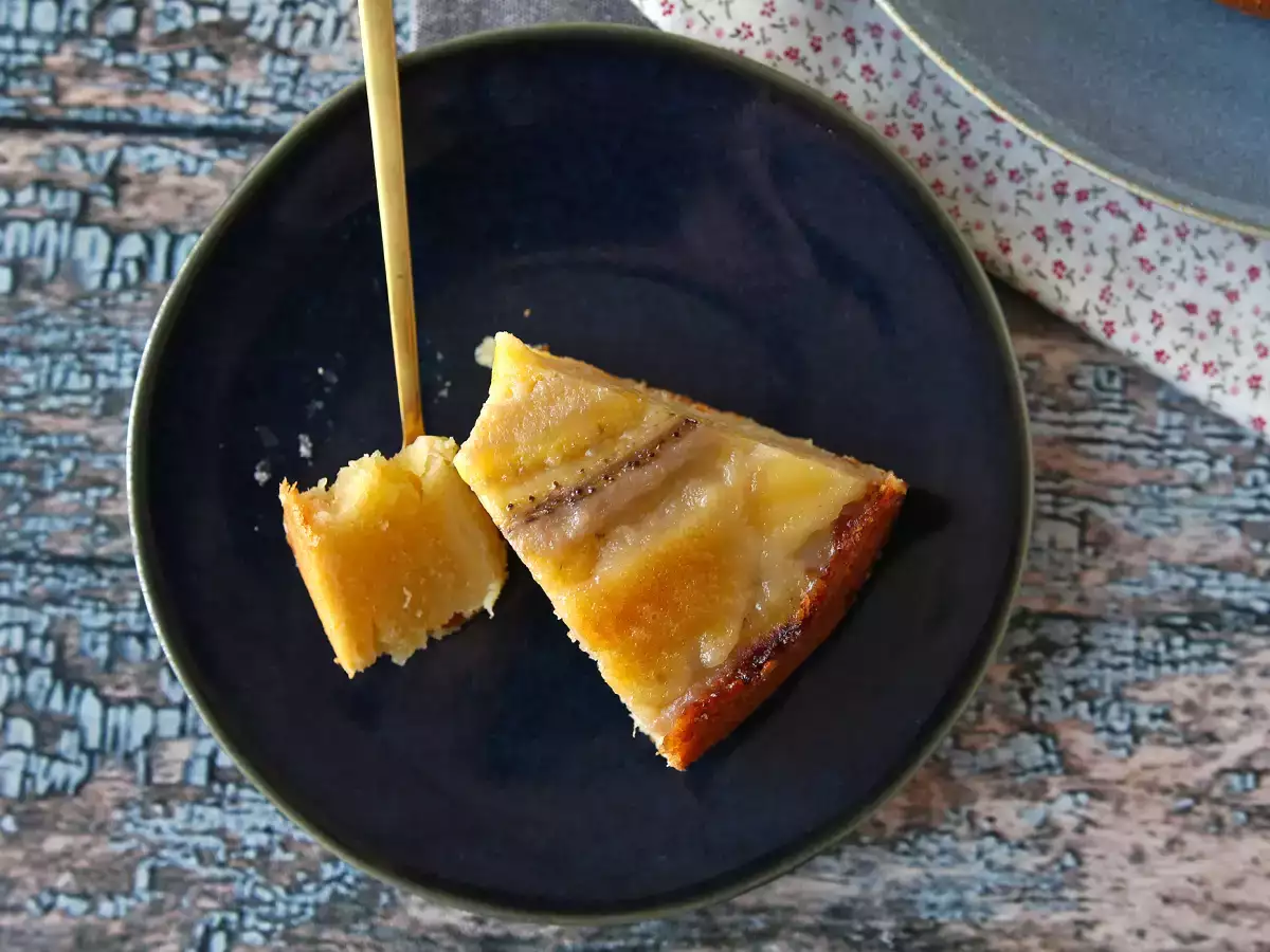 Перевернутый банановый торт с помадкой - фото 7