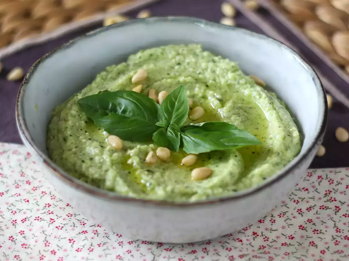 Песто из кабачков без варки: быстрый и вкусный рецепт - фото 4