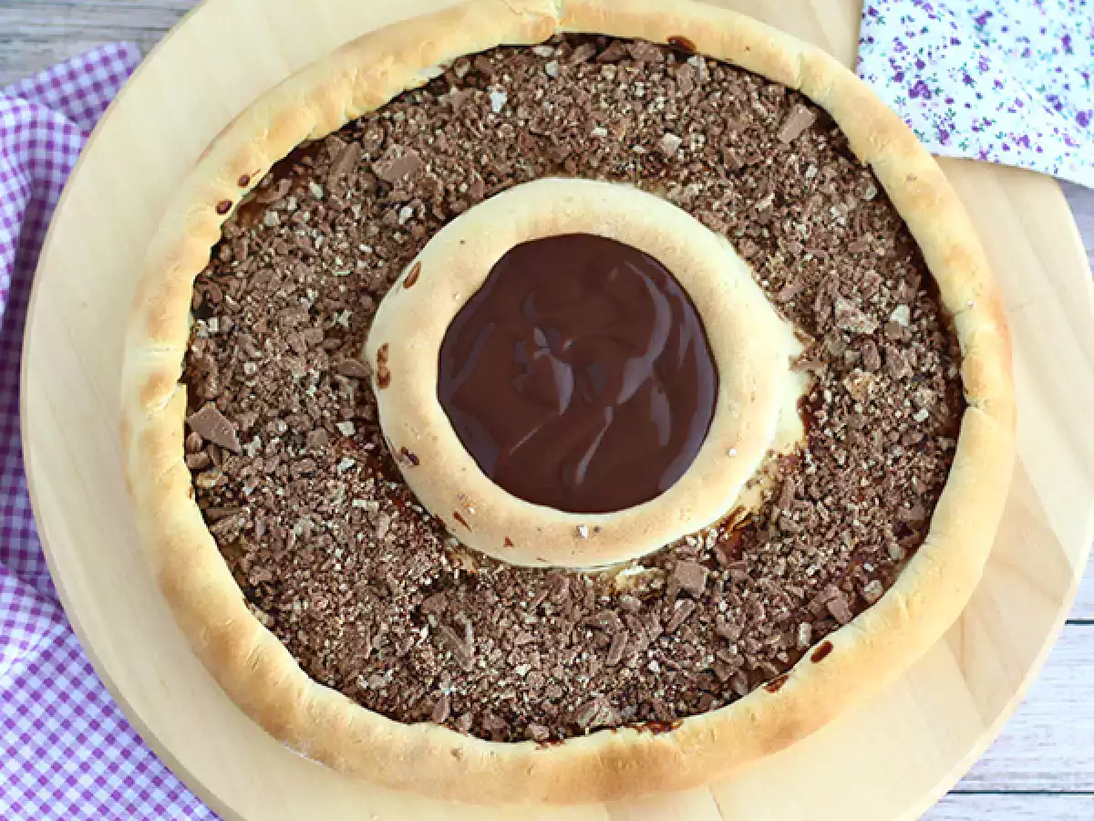 Пицца с Kit Kat и шоколадным йогуртом Danette - фото 3