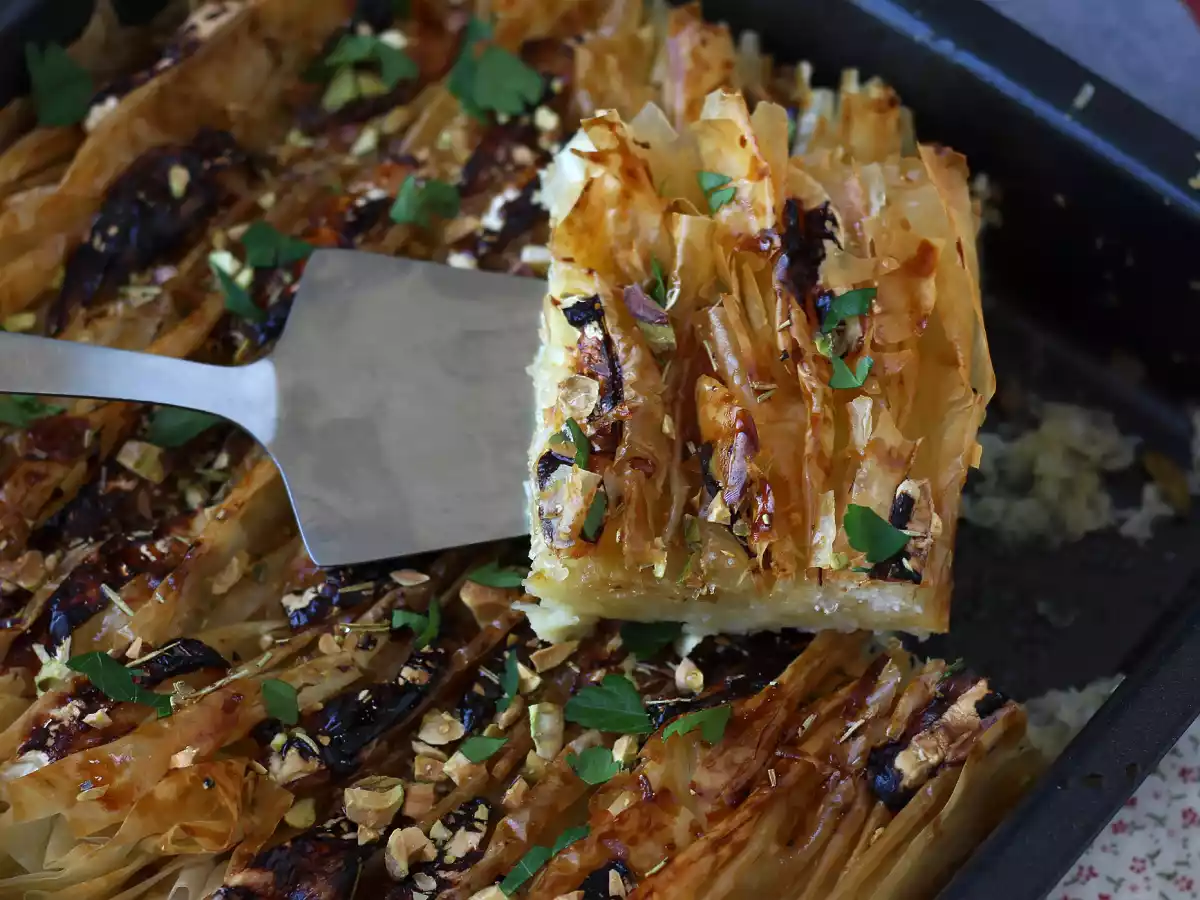 Пикантный хрустящий торт с козьим сыром и медом - фото 4