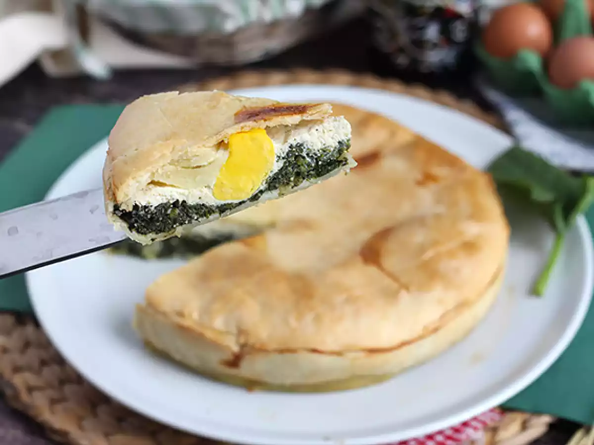 Пирог со шпинатом, рикоттой и яйцом - итальянская Torta Pasqualina - фото 3