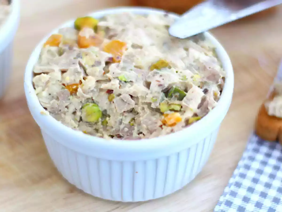 Рийет с курицей, фисташками и горчицей - фото 3