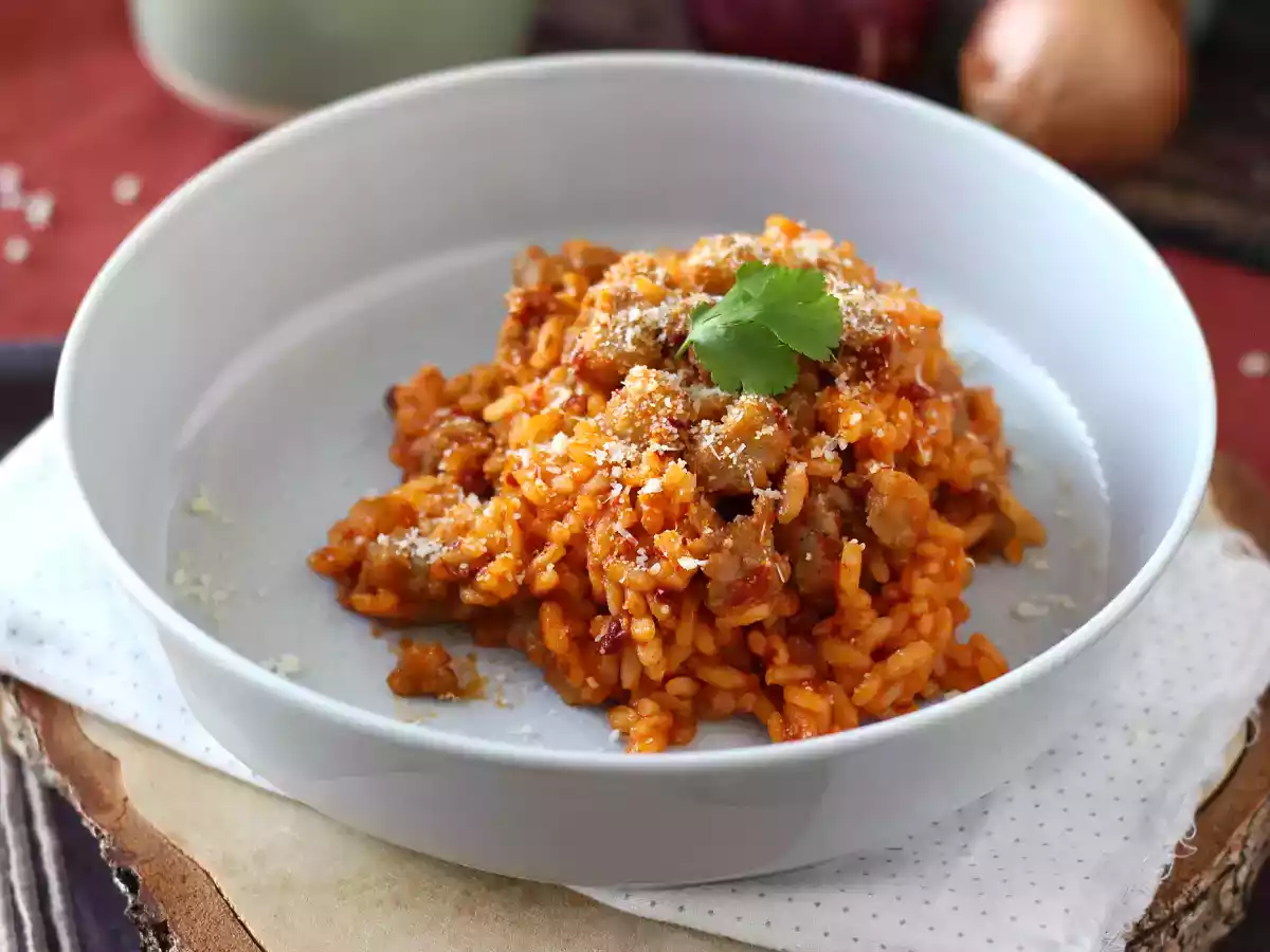 Ризотто 'ндуджа с колбасой, первое блюдо с насыщенным вкусом - фото 3