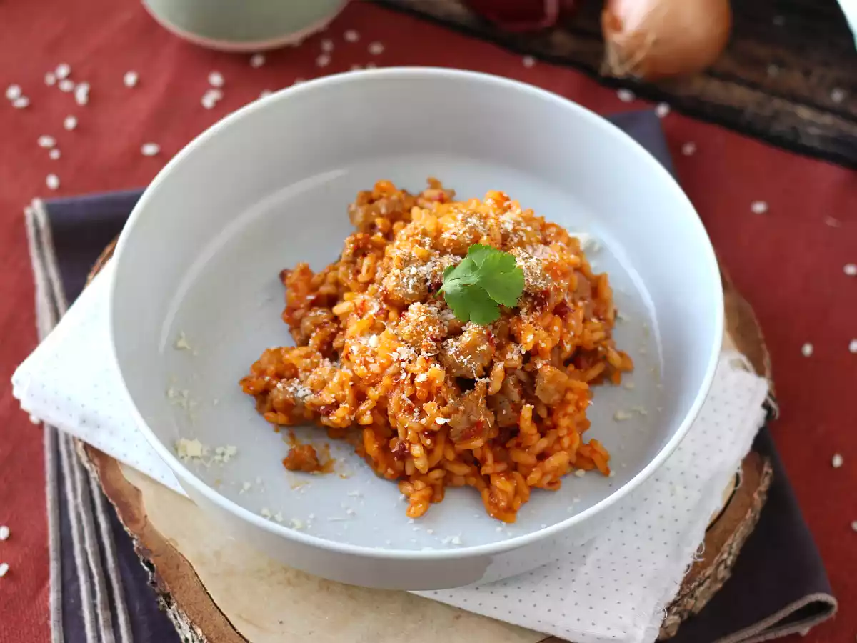 Ризотто 'ндуджа с колбасой, первое блюдо с насыщенным вкусом - фото 5