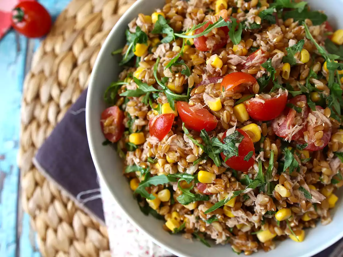 Салат из полбы и тунца: легкий, вкусный и идеальный рецепт для круглогодичного использования - фото 4
