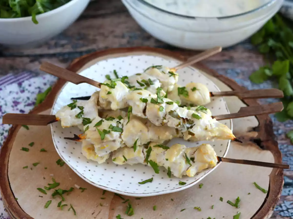 Шампуры с маринованной курицей в йогуртово-лимонном соусе