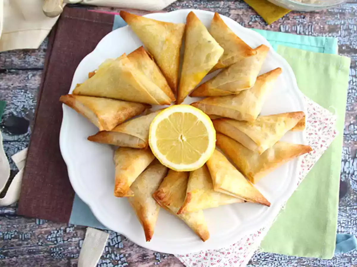 Самусы из тунца и помидоров - фото 2