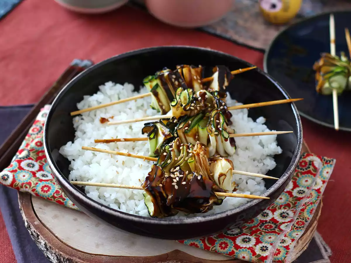 Шашлычки из кабачков с вкусным, острым азиатским соусом - фото 4