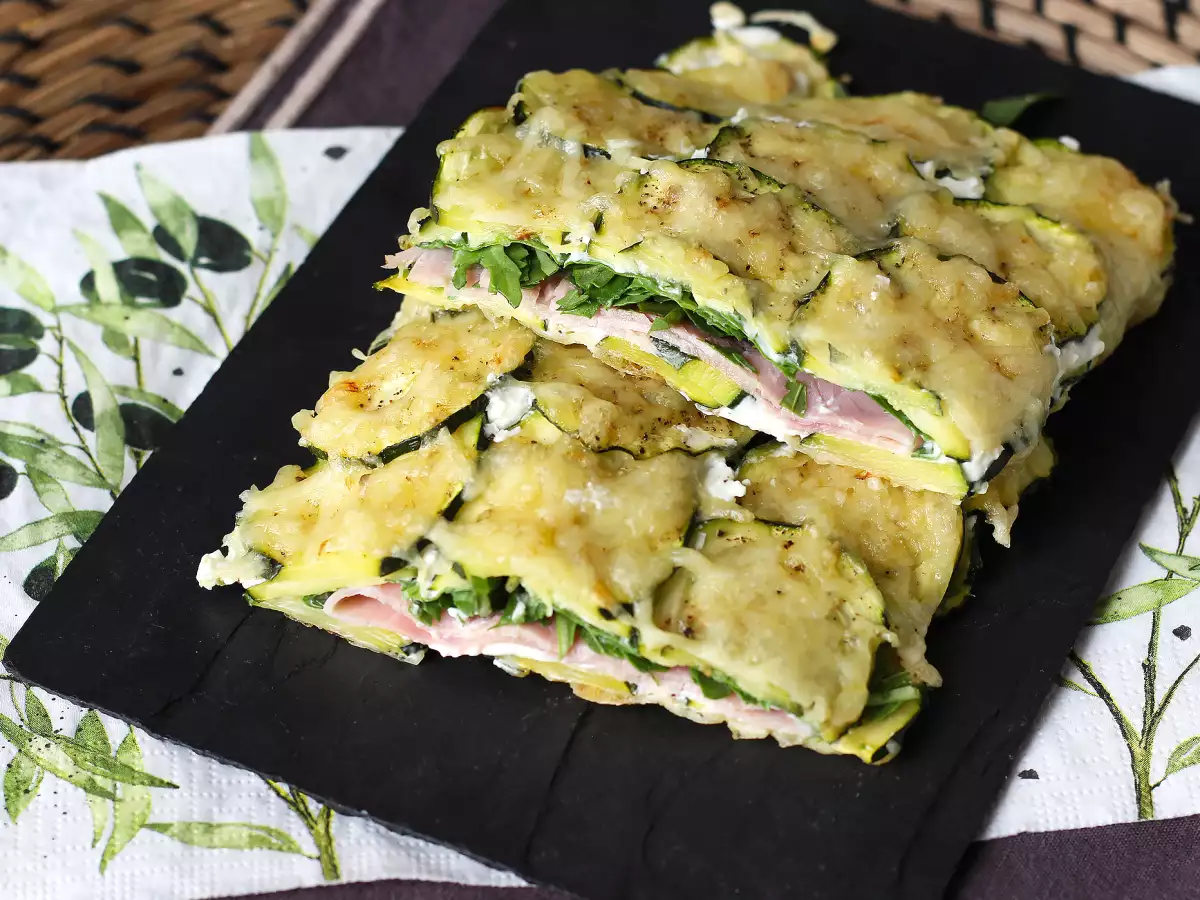 Сэндвич из кабачков без глютена: готов за 20 минут и полон вкуса! - фото 6