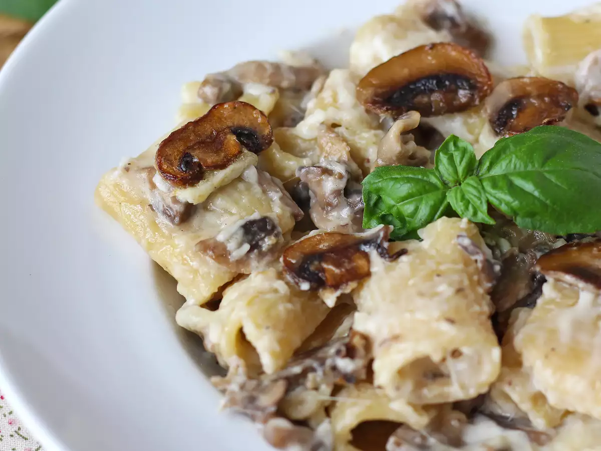 Сливочная паста с грибами и сливками — простой рецепт с насыщенным вкусом - фото 2