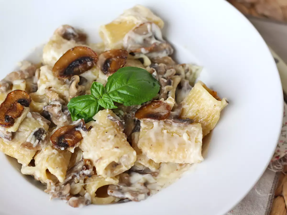 Сливочная паста с грибами и сливками — простой рецепт с насыщенным вкусом - фото 3