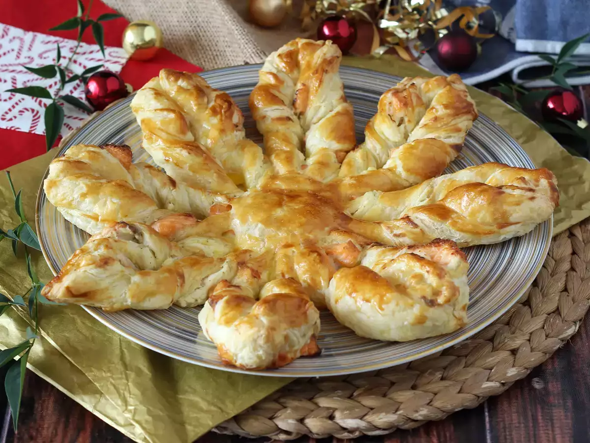 Слоёная снежинка с лососем и сливочным сыром — закуска к аперитиву - фото 3