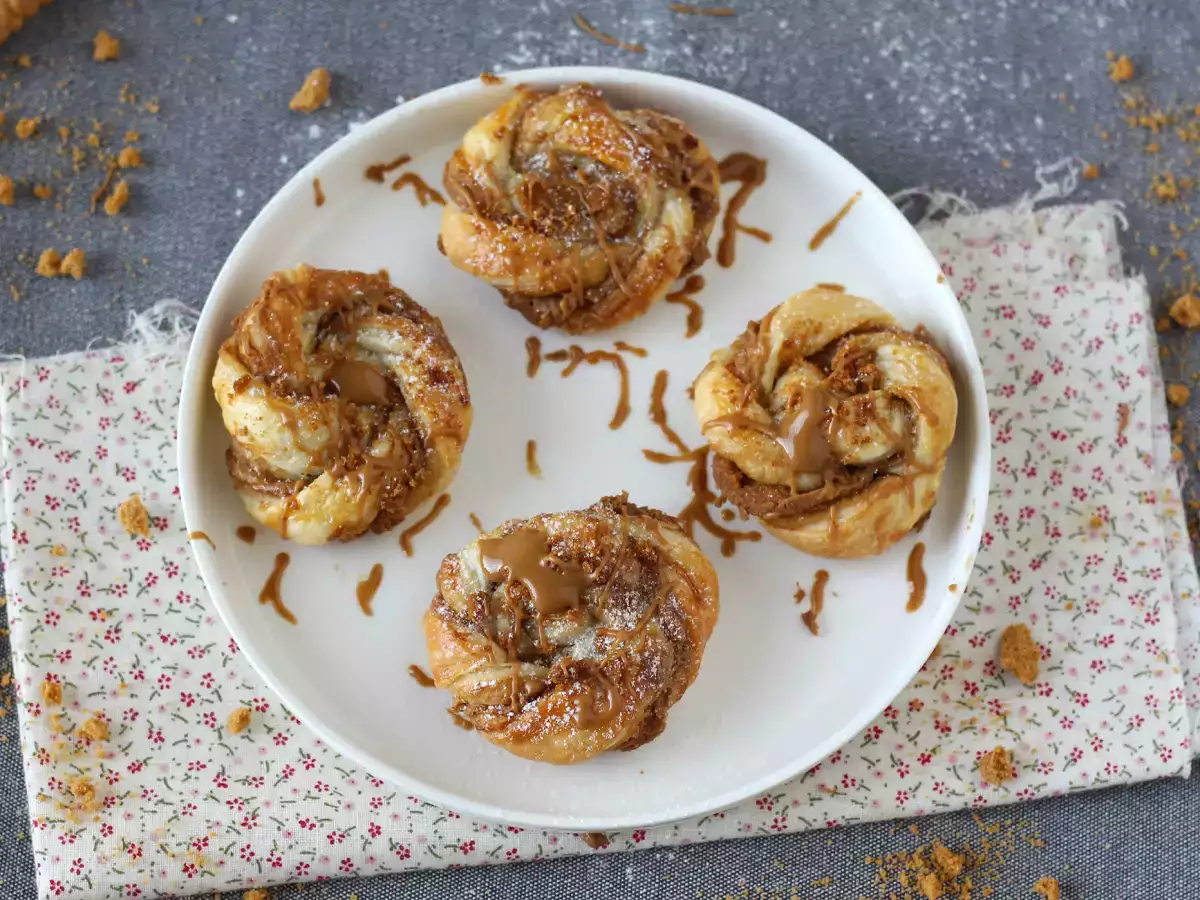 Слоёное печенье со спекулосом — простой и быстрый рецепт - фото 4