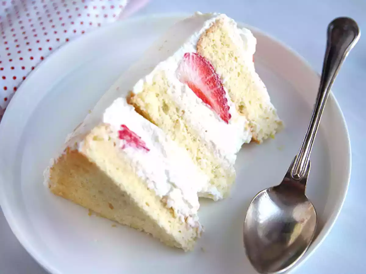 Слоеный торт с клубникой и кремом из маскарпоне - фото 2