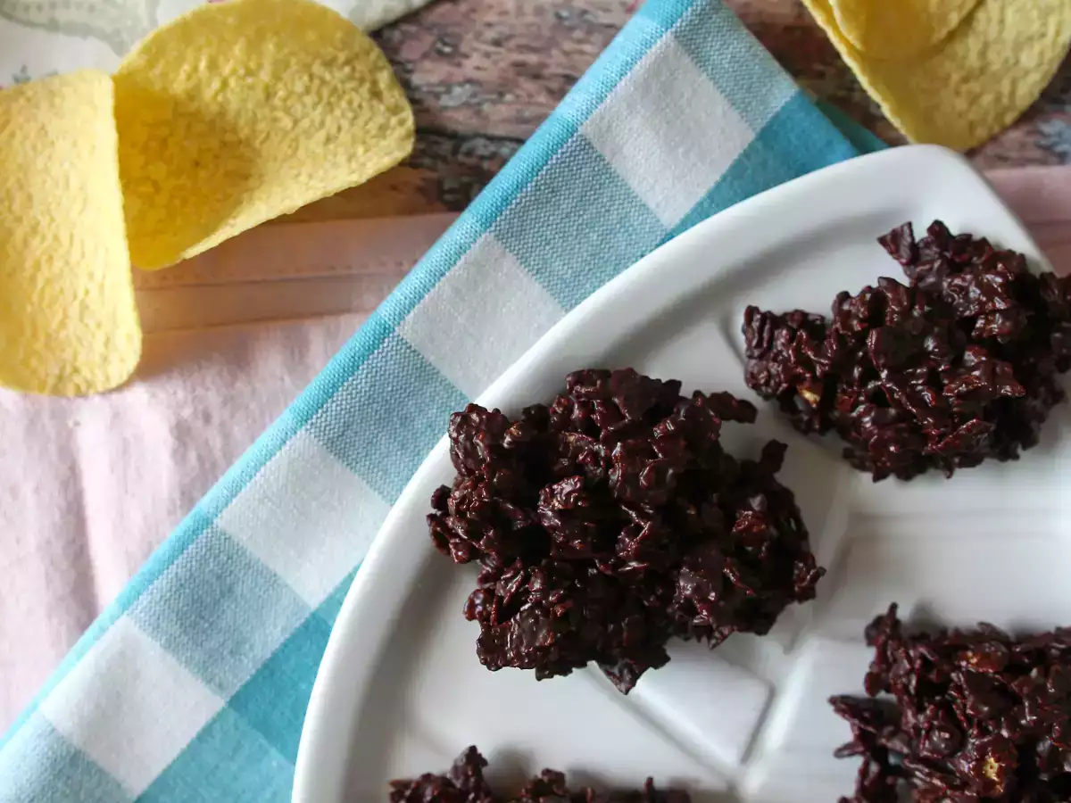 Шоколад Pringles в песочных розах - фото 6