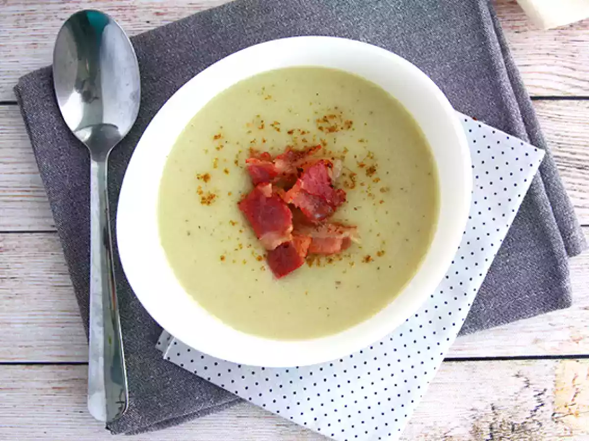 Суп из иерусалимских артишоков, картофеля и бекона - фото 2