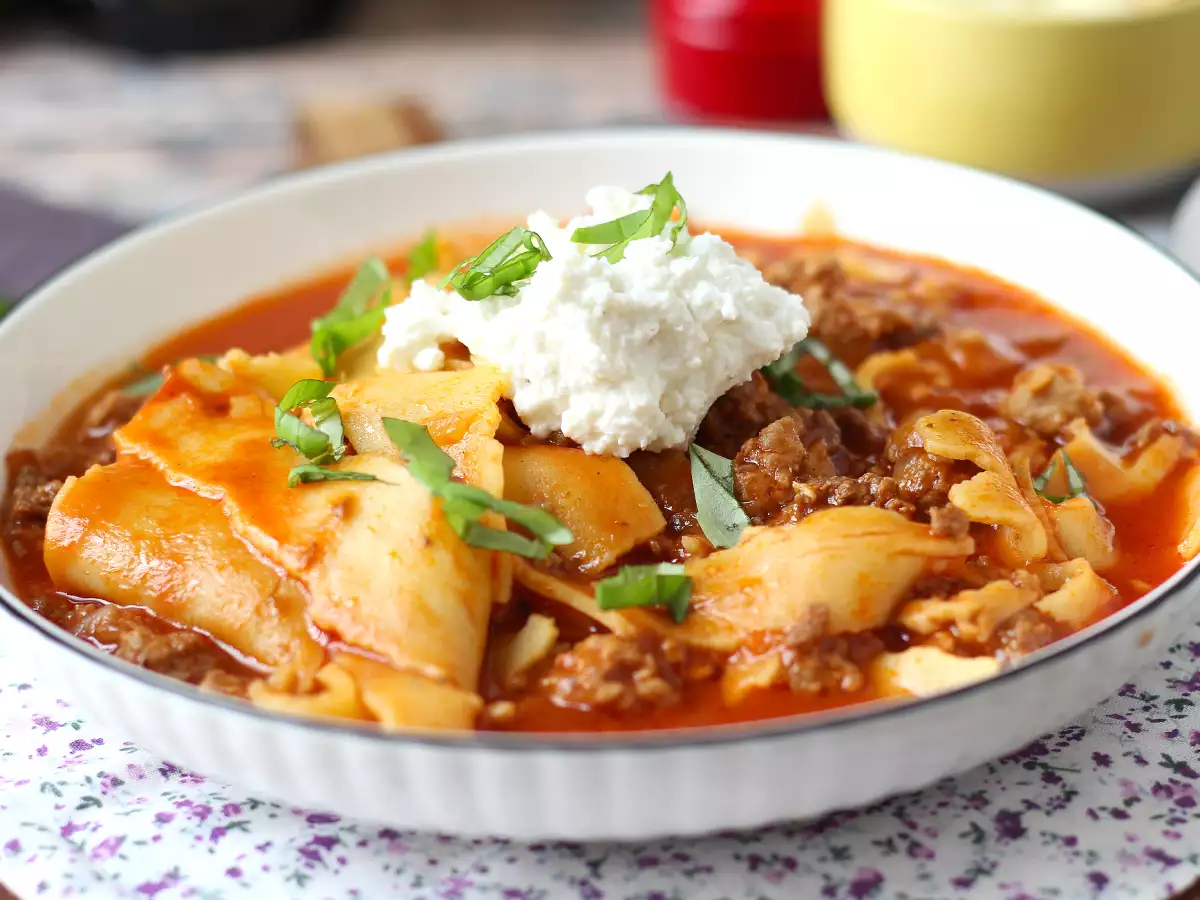 Суп-лазанья с мясом, рикоттой и пармезаном - фото 2